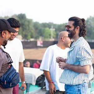 Jigar Saraiya Instagram - If you ever plan to attend a #sachinjigarlive concert, try catching the sound check session too, it’s generally an hour before the gig, we all really really have fun, and I think it’s a very a involved and honest musical session before the gig, sometimes we do sing and enjoy the songs that we don’t end up singing at the actual gig that day. See you all at sound checks too..
Pictures by @karanghoda  @karanghodapictures