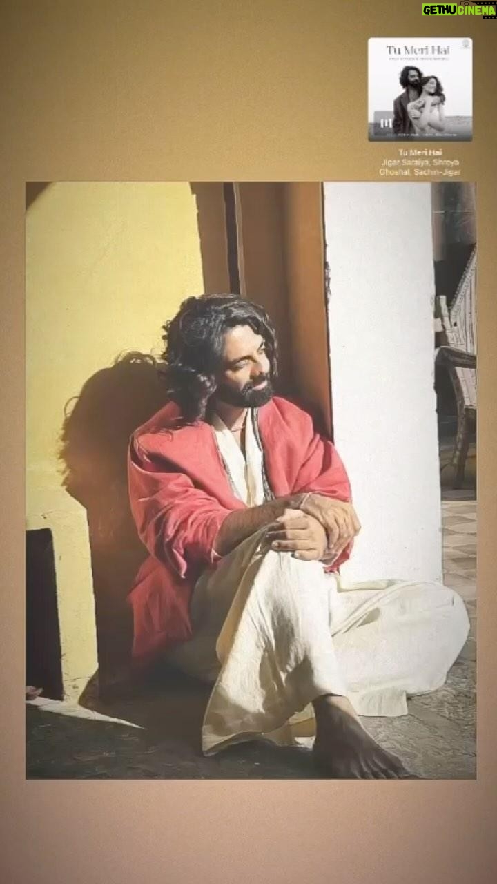Jigar Saraiya - 9.3K Likes - Out takes 😆 . Also #tumerihai is trending now on insta reels, make your reels and tag us, we’ll love to share them. Love J. Designed and styled by @soul.kari @karishmakacharya Hair by @akshatahonawar