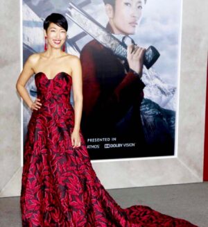 Jihae Instagram - Can we pls get all dressed up & 💃🏽 #tb