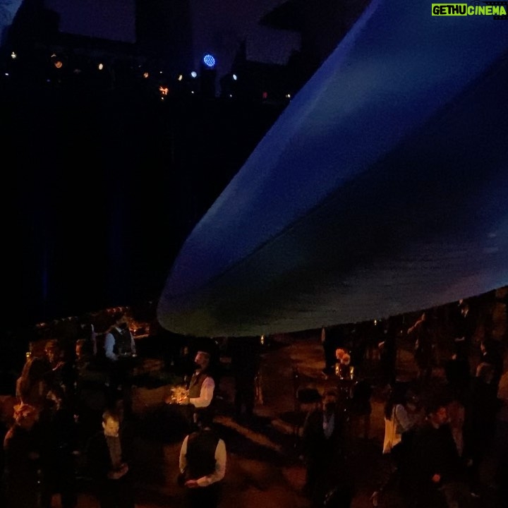 Jihae - 323 Likes - Under the whale, the orchestra was stunning! Can never get tired of the theme song by the amazing @nicholasbritell performing on piano.♥️