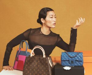Jihae Instagram - I curated for @sothebys holiday gift ideas including a book of drawings by Picasso, a painting by my friend Lena Viddo @lenaviddo some jewelry, @cartier accessories etc. Q&A on the Sotheby’s buy now section.
Photography by Will Davidson
Make up by @andrewcolvinmakeup 
Hair by @rebekahcalo ♥️✨