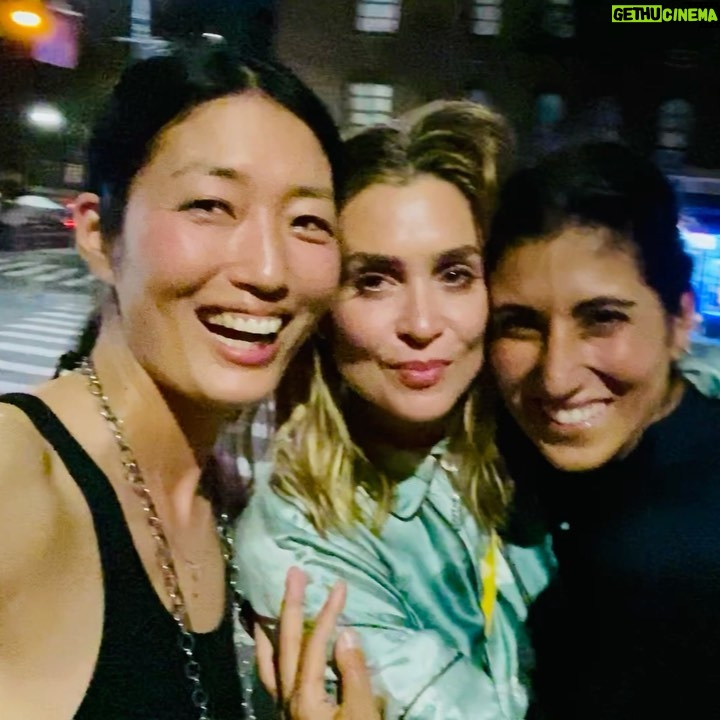 Jihae - 742 Likes - Friendship is everything. My ♥️ is full! @oceanjules8 @rita_nakouzi @laurenfelton @youfoundbliss