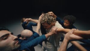 Jillian Meyers Instagram - My favorite kind of making is making with friends. I am humbled and honored by the talented friends that came together to make this! Thank you @halfaliveco for having us. A whole world can live in an embrace… and usually does. 

half•alive - “Subliminal”
⠀
Dancers: @biancavallar, @billymustapha , @ryanmarkspencer, @andreaabess, @rileyhiggins29, @sasha.d.rivero, @antaviusellison 
⠀
Director:  @ravishankara 
Choreographer: @jillymeyers 
Cinematographer: @omgdlb 
⠀
Production Co: @antigravityacademy
Producer: @claire.dcp 
EP: @doug_klinger 
⠀
Key Grip: Roman Reardon
BBG: @celebritypodcast 
1st AC: @lucyblumenfield 
2nd AC: @courtcoker 
PA: @justin_appell 
Stylist: @steadyholiday 
⠀
Editor / VFX @ravishankara
⠀ Colorist: @kaitlynbattistelli w/ @ethos_studio 
⠀
Made in Collaboration with @industryofallnations
⠀
Thanks to @ladanceproject, @otm_cameralighting, @travis_auclair, @danadaners
⠀
2023