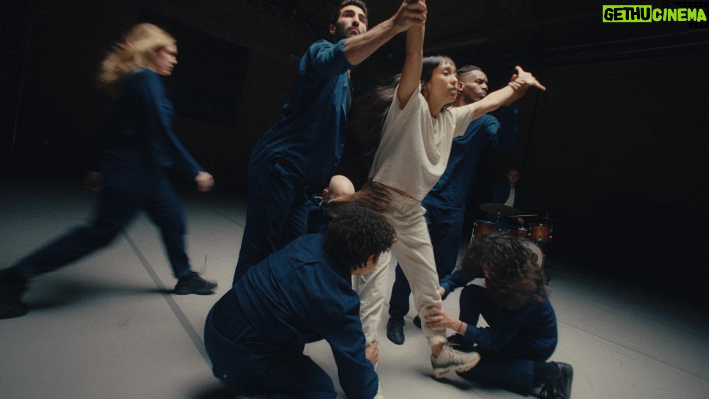 Jillian Meyers - 1.4K Likes - My favorite kind of making is making with friends. I am humbled and honored by the talented friends that came together to make this! Thank you @halfaliveco for having us. A whole world can live in an embrace… and usually does.
half•alive - “Subliminal”
⠀
Dancers: @biancavallar, @billymustapha , @ryanmarkspencer, @andreaabess, @rileyhiggins29, @sasha.d.rivero, @antaviusellison
⠀
Director: @ravishankara
Choreographer: @jillymeyers
Cinematographer: @omgdlb
⠀
Production Co: @antigravityacademy
Producer: @claire.dcp
EP: @doug_klinger
⠀
Key Grip: Roman Reardon
BBG: @celebritypodcast
1st AC: @lucyblumenfield
2nd AC: @courtcoker
PA: @justin_appell
Stylist: @steadyholiday
⠀
Editor / VFX @ravishankara
⠀
Colorist: @kaitlynbattistelli w/ @ethos_studio
⠀
Made in Collaboration with @industryofallnations
⠀
Thanks to @ladanceproject, @otm_cameralighting, @travis_auclair, @danadaners
⠀
2023