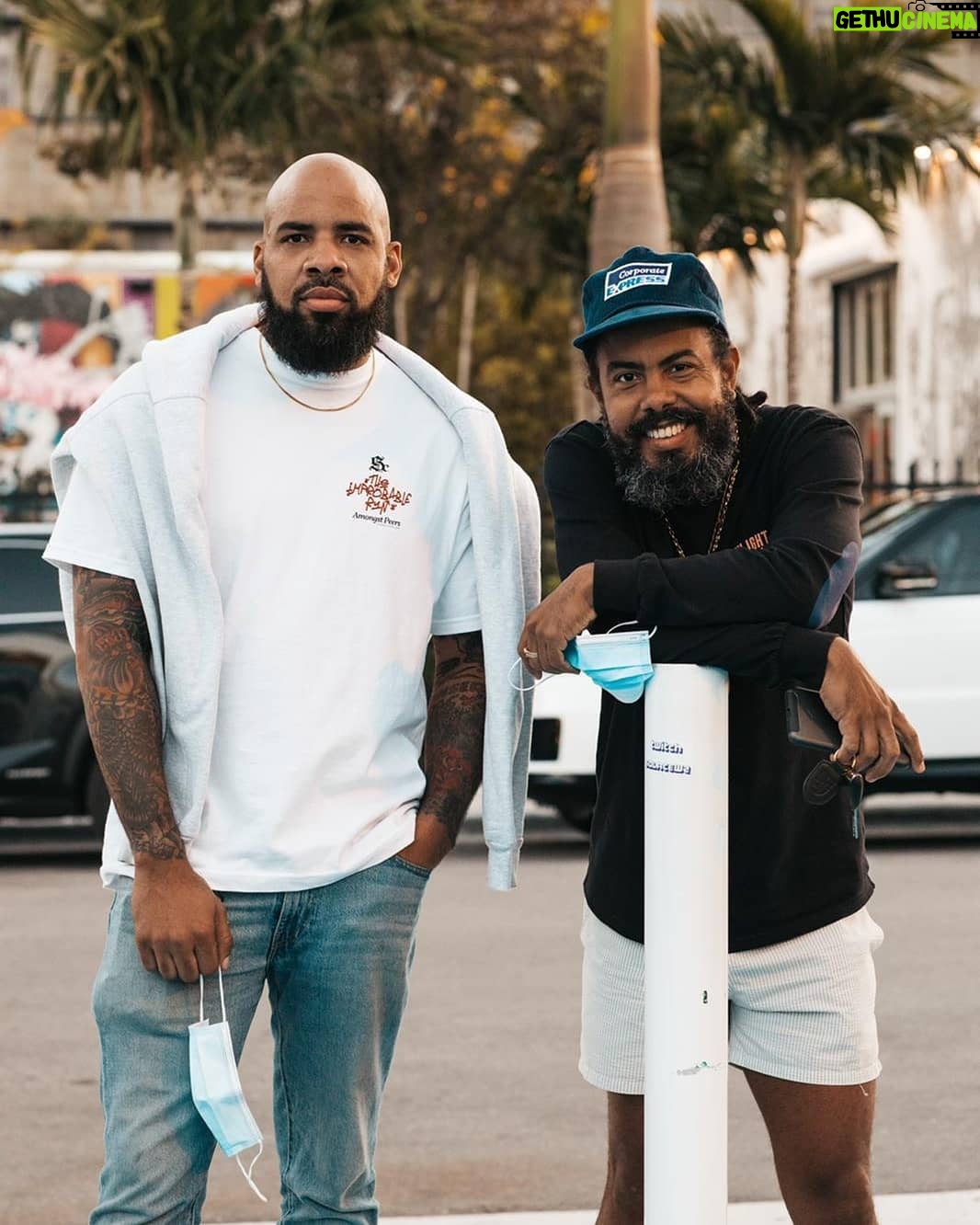 Jillionaire - 1.2K Likes - rate our sexy nine to twelve