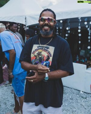 Jillionaire Instagram - "I'd rather be a free man in my grave⁣
Than living as a puppet or a slave"⁣
⁣
- Jimmy Cliff