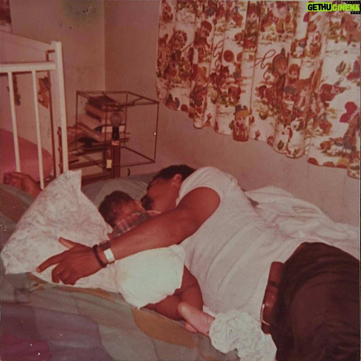 Jillionaire - 1.2K Likes - shit i dint even realise tupac and my dad had the same birthday