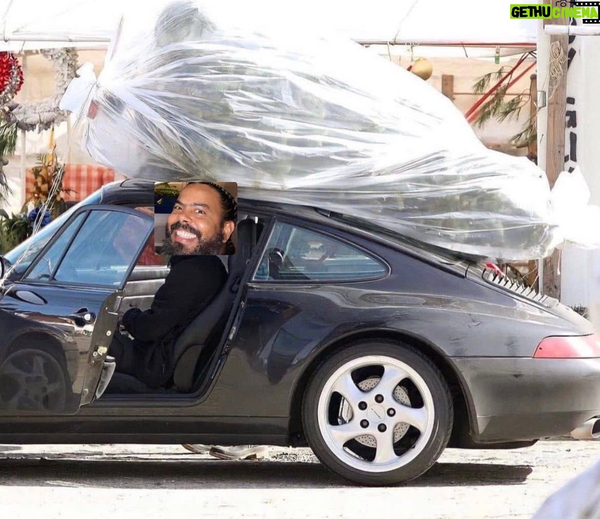 Jillionaire - 654 Likes - On My Way To Deck Your Halls
#OMWTDYH
