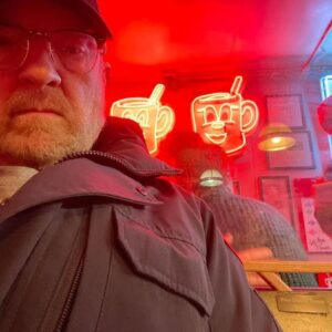 Jim Beaver Instagram - Waitress, are you sure this is the only available booth?