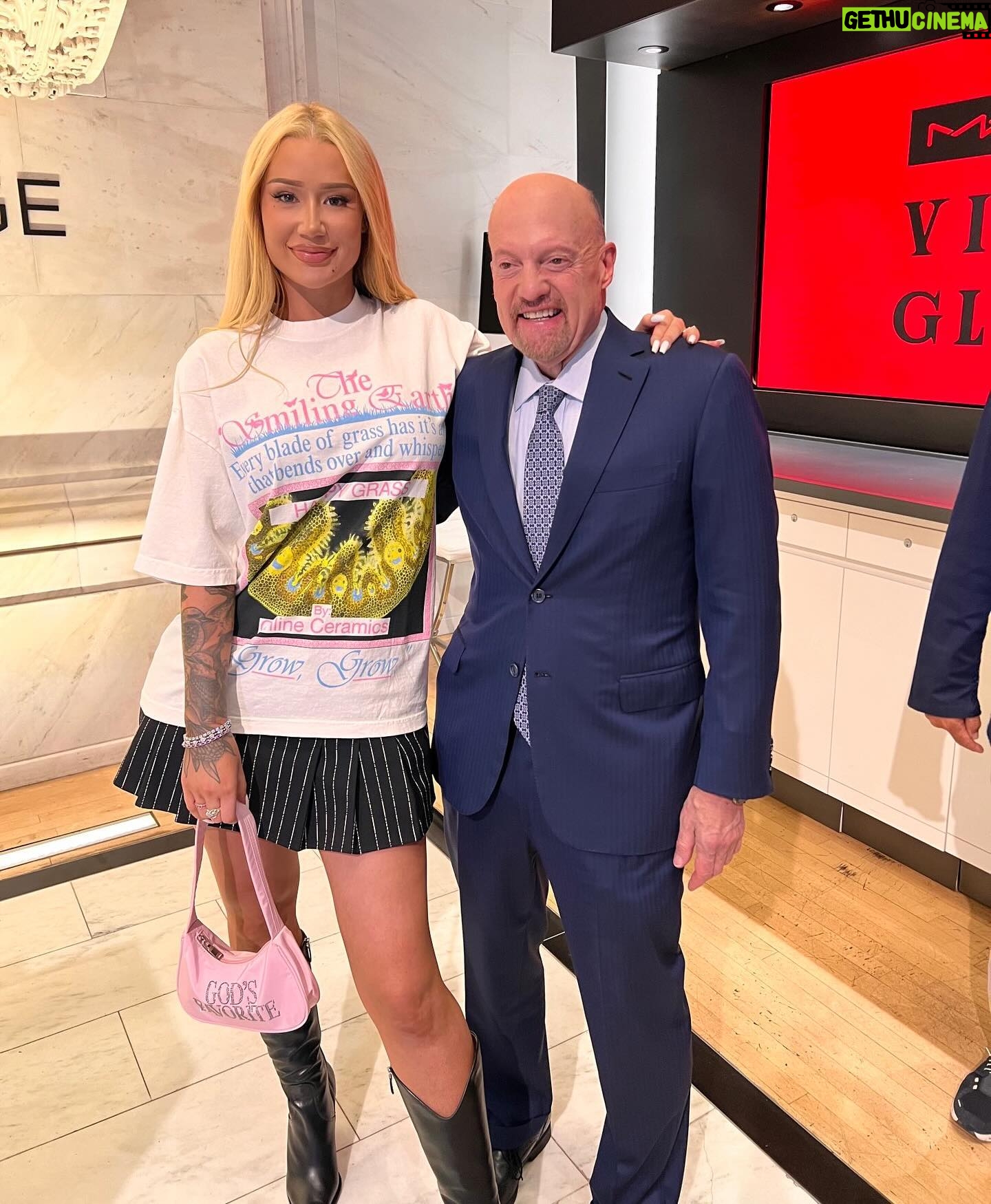 Jim Cramer - 2.9K Likes - I’m so fancy, but you already know