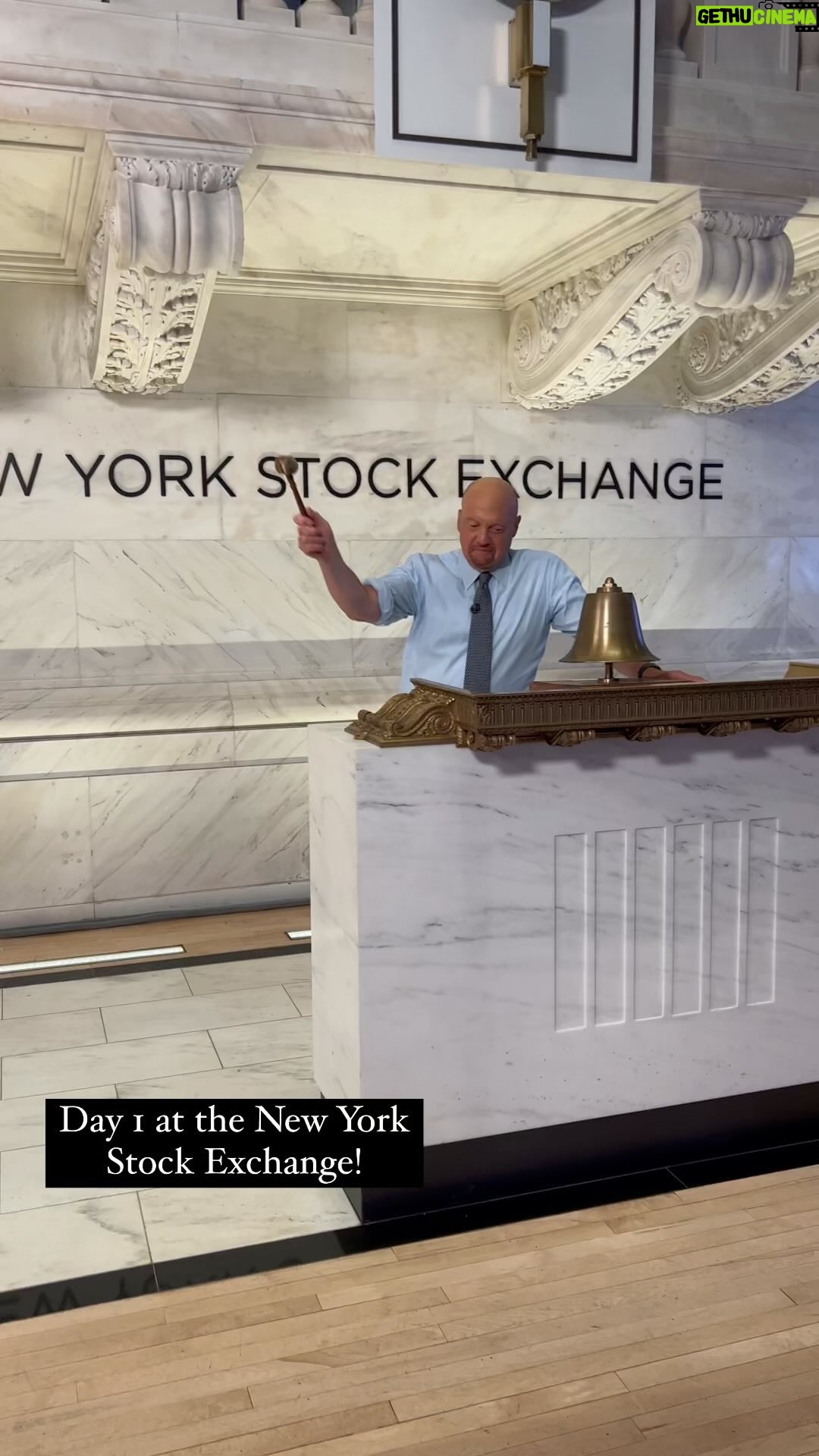 Jim Cramer - 3.4K Likes - Every night at the top of the show we start by ringing the bell and getting excited for the show ahead… tonight was the first of many from the floor of the @NYSE and I couldn’t be more excited!