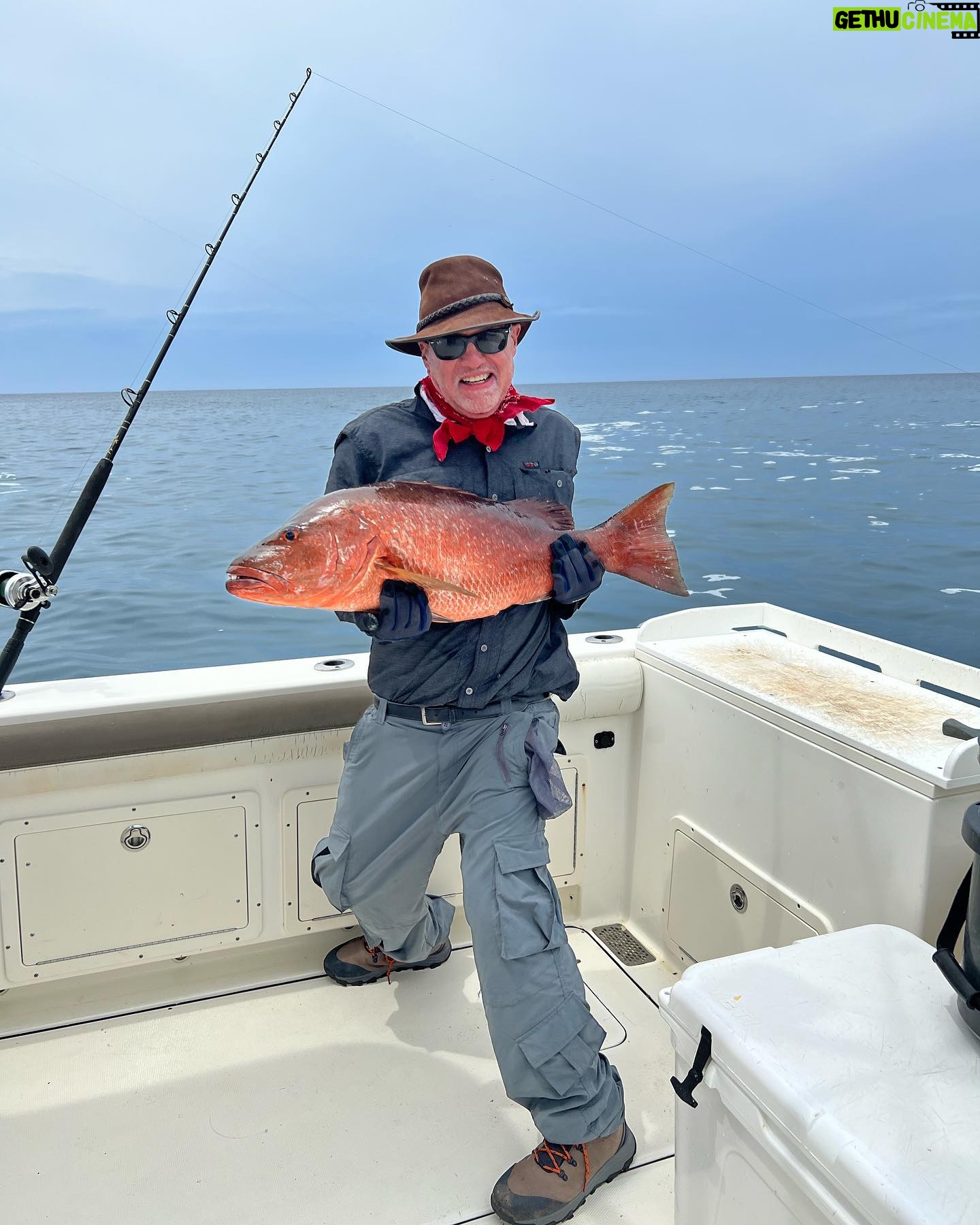 Jim Cramer - 2.8K Likes - An incredible fishing adventure in Panama! 🐟🐠