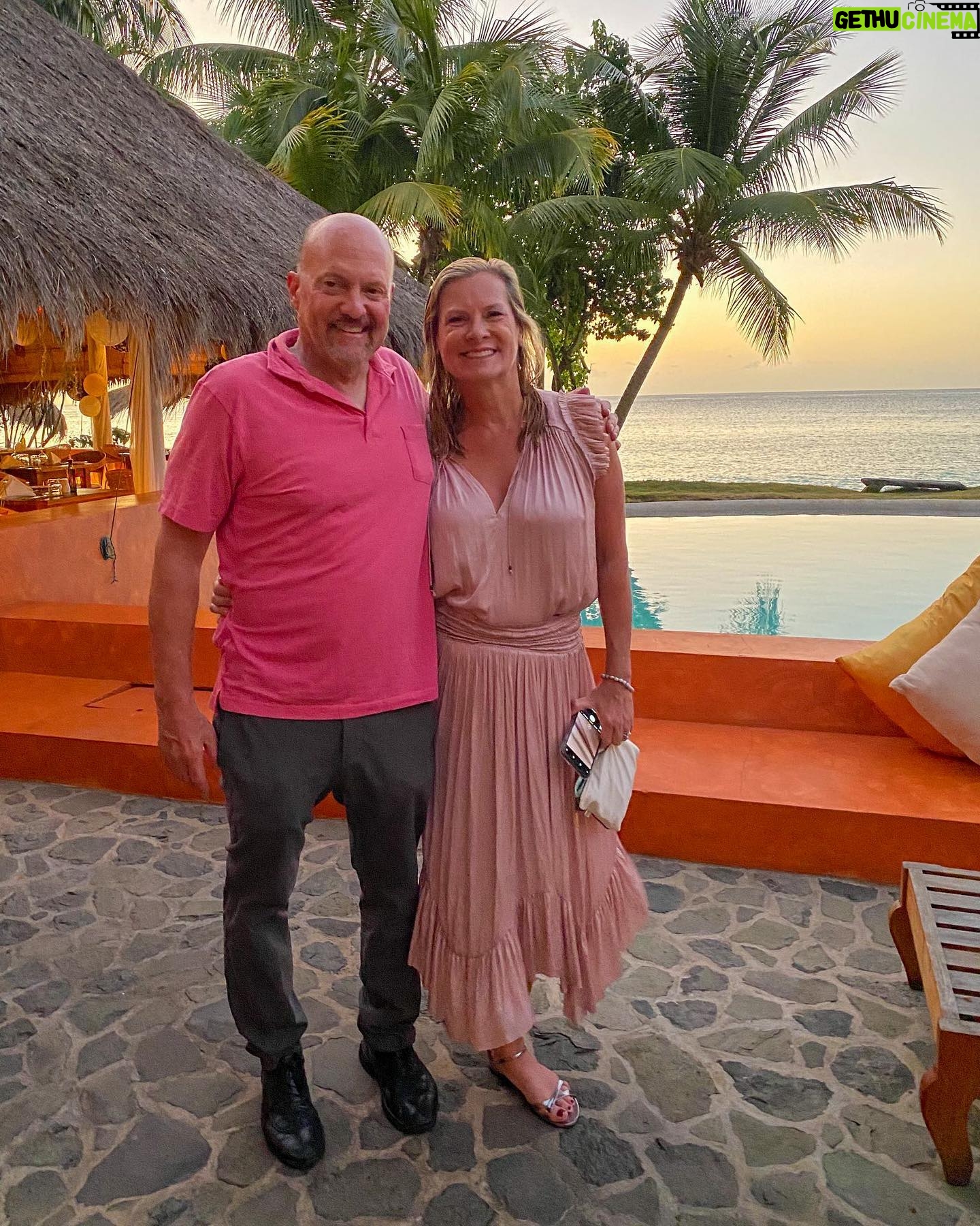 Jim Cramer - 2.9K Likes - Happy belated New Year! Shocking: time with family is underrated versus social media!