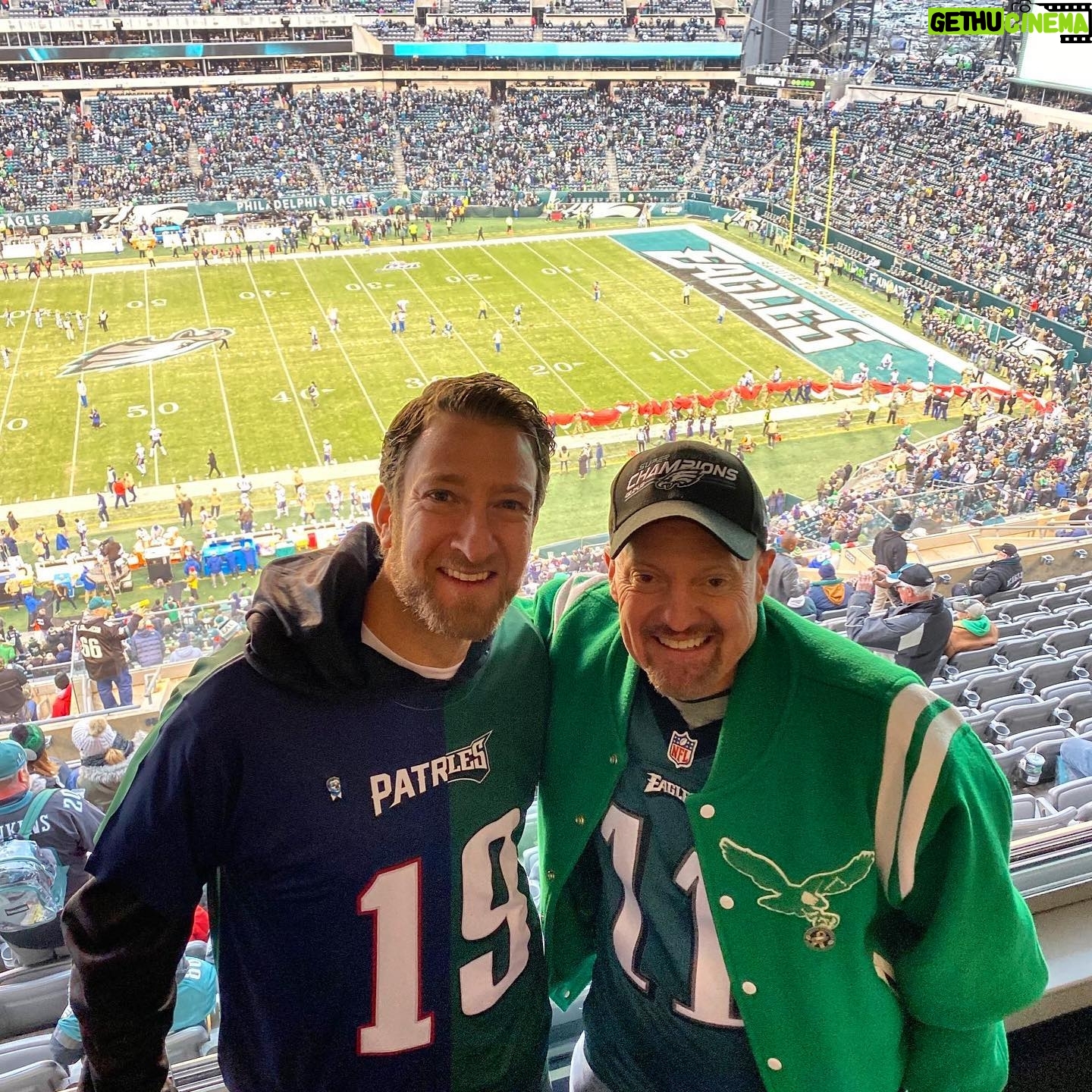 Jim Cramer - 3K Likes - With @stoolpresidente at a happier moment before the loss... I am despondent.