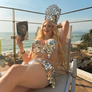 Jimbo Instagram - Cause Reading Is What?!…Relaxing.

Loving @rupaulofficial New Book #houseofhiddenmeanings 

Poolside Shoot with @mrbradytaylor at the beautiful @almarresort
