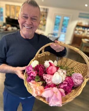 Jimmy Barnes Instagram - I managed to pick these beauties before the rain poured down. I can’t believe our roses don’t know it’s winter, these may just be the best bunch yet