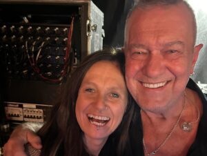 Jimmy Barnes Instagram - Thanks for getting out here for the rock concerts. About to slay it in Cairns. Our last show…great band, crew, and mates.

@redhotsummertour