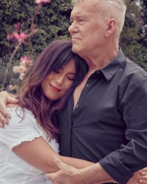 Jimmy Barnes Instagram - Happy birthday my beautiful @ellymaybarnes. I hope this year is the best for you yet, sure is shaping up to be with your new album out, a book in the works, paintings, shows … I can’t keep up, and that’s the way it should be.