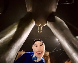 Jimmy Carr Instagram - I’m in Brno in the Czech Republic 🇨🇿 From underneath, the statue of the horse in the town centre looks like it’s hung like itself. #jimmycarr #terriblyfunny #terriblyfunnytour #czechrepublic #czechrepublic🇨🇿 #brno #zonerbobyhall #equestrianstatueofmargravejobstofluxembourg #woollyjimmycarr