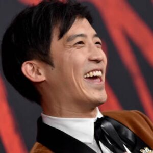 Jimmy Wong Instagram - Mulan World Premiere

Stylist: @apuje
Groomer: @jenichua 
Nails: @danningnails