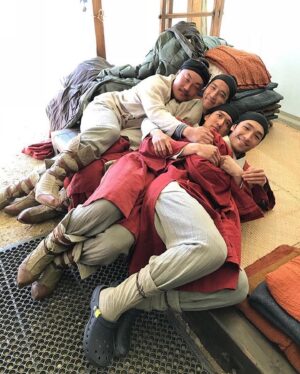 Jimmy Wong Instagram - TRUE.
It’s time to meet the Mulan SQUAD! We spent so much time together training and filming that we became as close as family.
.
The original trio is all here, featuring @chenlovesyall as Yao, @douamoua as Po, and myself as Ling.
.
We also have some squad members you haven’t seen before, with @yosonosoy as the handsome Honghui, and @itsjunyu playing a very adorable real life version of Cricket.
.
Rounding it all out is our fearless Sergeant Qiang, played by @ronyuan.
.
I hope you enjoy this sneak peek behind the scenes of @mulan, and keep following me for more - I’ll be posting every day throughout our launch week with more exclusive looks behind the scenes!