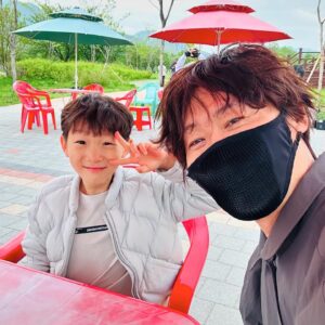 Jin Sun-kyu Instagram - 4.22 박보경 생축 달리기
4.20 진격 생축 라이딩
4.19 민준호 생축 4.19탑에서

기나긴 생일주간의 마무리~~^^!!
젤사랑하는 사람들의 생일💝💝💝💝
