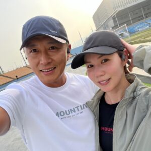 Jin Tae-hyeon Instagram - 운동-사전투표-기차역 
오늘의 오전 일과 😮😆🙄👍🏾
호텔에서 미이라 놀이 
오후 일과 😅

#투표 #투표인증 
#운동 #럽스타그램 #러너 #러닝
#여행 #srt #수서역 #동대구역