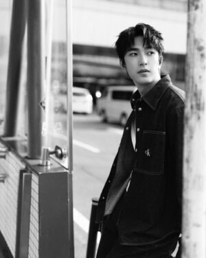 Jing-Hua Tseng Instagram - 東京的風和日麗，邂逅所有平凡的事🚶🏻
📷 @quencyyenphoto 
@calvinklein #mycalvins