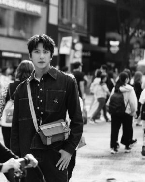 Jing-Hua Tseng Instagram - 東京的風和日麗，邂逅所有平凡的事🚶🏻
📷 @quencyyenphoto 
@calvinklein #mycalvins