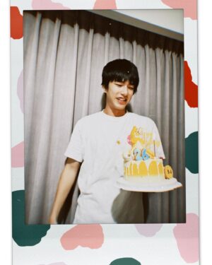 Jing-Hua Tseng Instagram - 新年快樂🎉謝謝2023你我他❤️