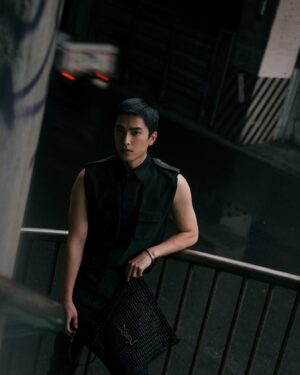 Jing-Hua Tseng Instagram - 一趟新的旅程
一個新的開始
🌌🌃🌠
@ysl