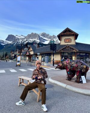 Jiravich Pongpaijit Instagram - Here I come! Alberta Area 🐻🇨🇦
#canmorealberta #canadianrockies