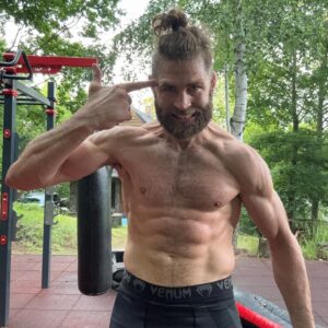 Jiří Procházka Instagram - The toughest opponent in the universe is in the 2nd image, but where there is darkness, there is Light in the 3rd image. 
But we have the Power to connect both sides to work for us in our direction. Easily

The Perfect Storm Rising 🌪️⚡️🌪️

⚡️🙏⚡️//\\