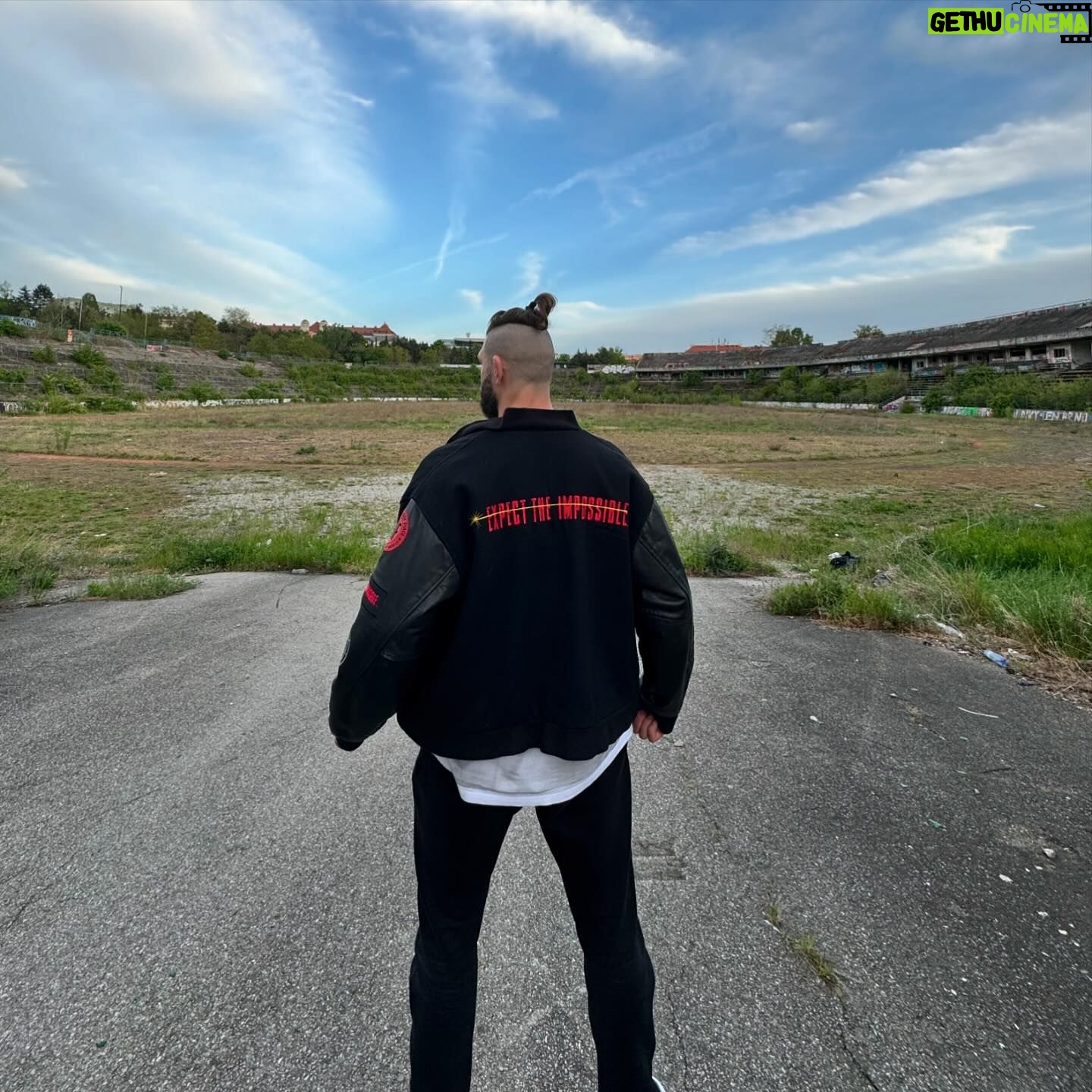 Jiří Procházka - 57.3K Likes - Expect the impossible //\\
🌪️⚡️🌪️