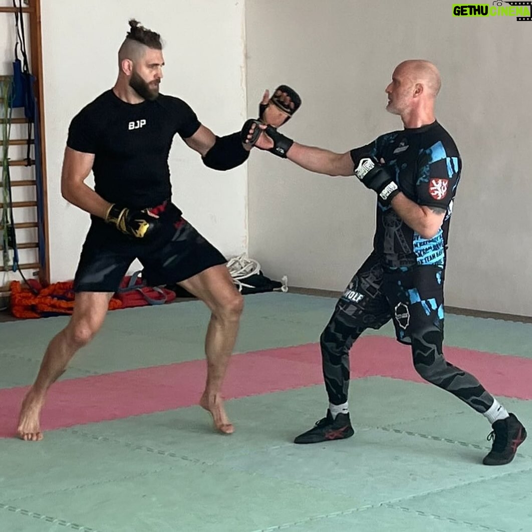 Jiří Procházka - 57.3K Likes - Expect the impossible //\\
🌪️⚡️🌪️