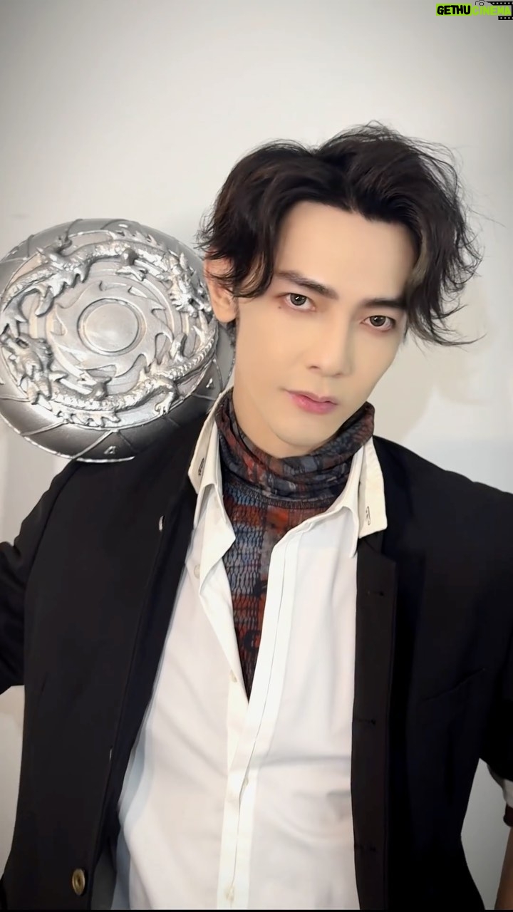 Jiro Wang - 8.7K Likes - #🐲 年!怎能不放出幾條龍來跟大家拜個年呢#🐉#🧧