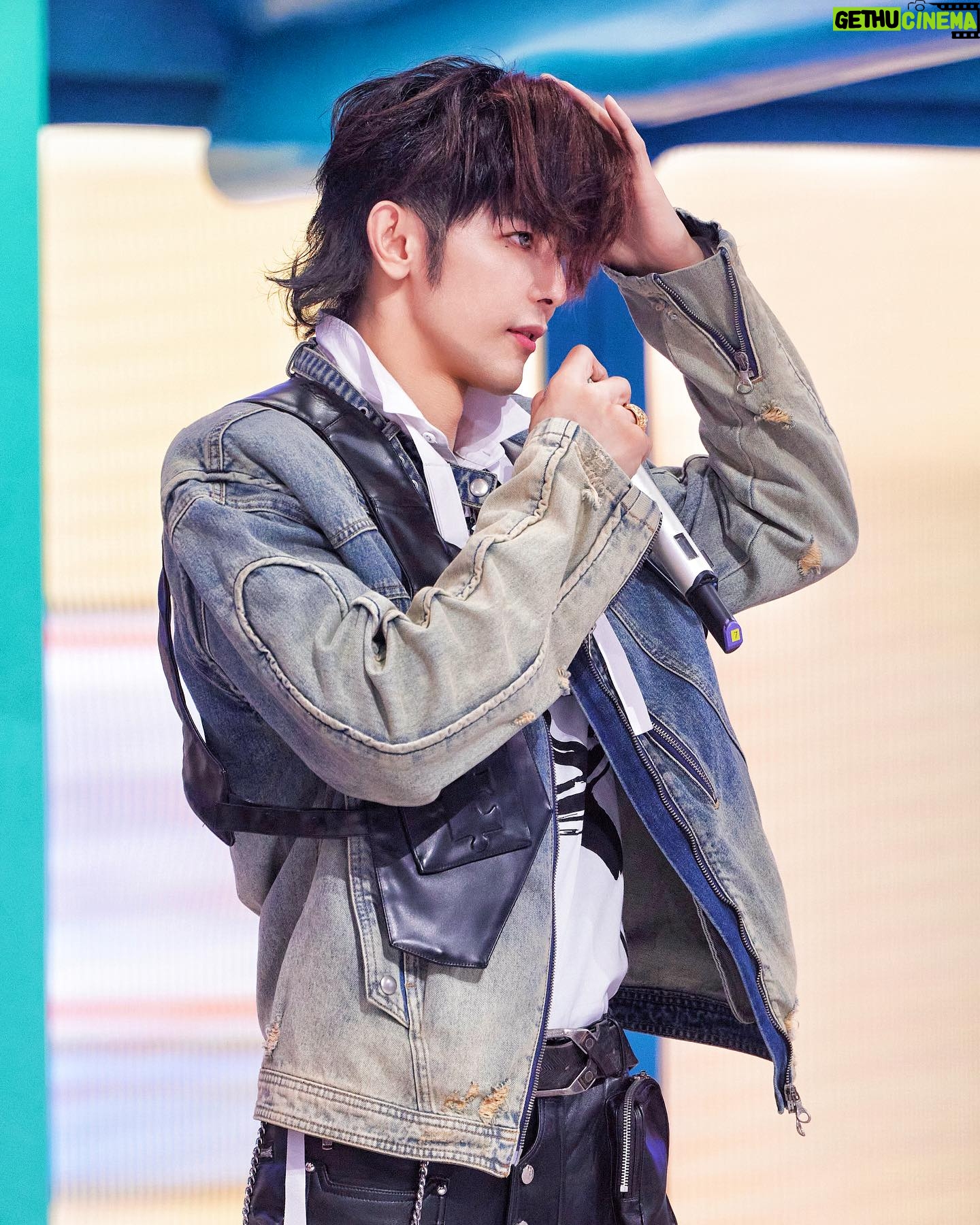 Jiro Wang - 7.7K Likes - 開心每一天😘❤️✌🏻#520