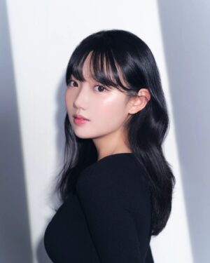 Jo Ah-young Instagram - @sihogonsa 작가님이랑🔥