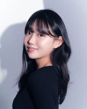 Jo Ah-young Instagram - @sihogonsa 작가님이랑🔥