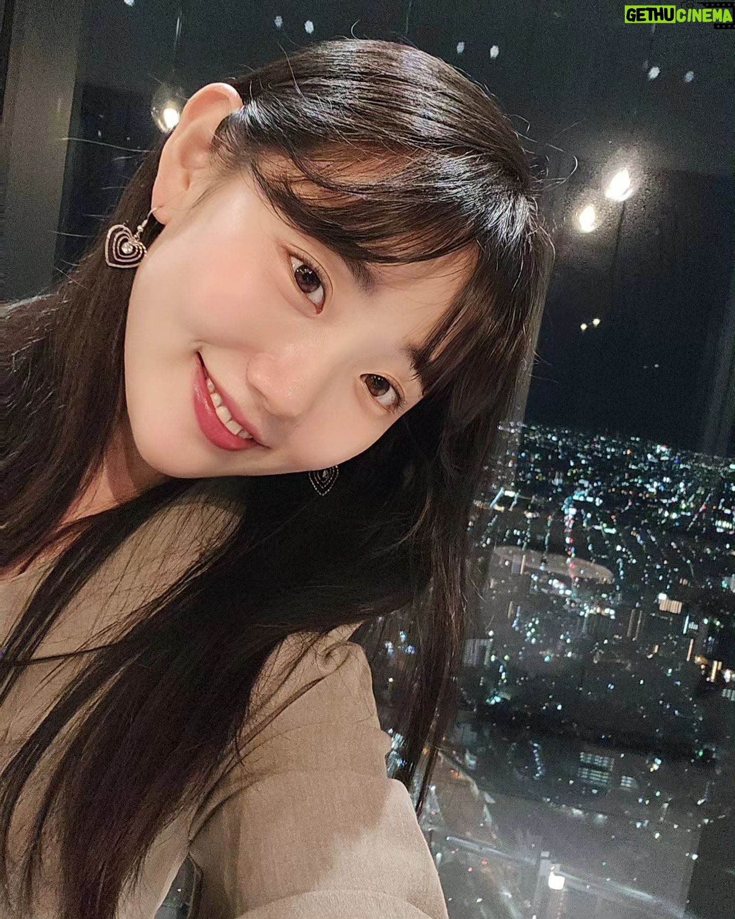 Jo Ah-young - 1.4K Likes - 여기 안가본사람 없게해주세요...
와이탄 이후로 야경갬동😭
#하루카스300