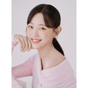 Jo Ah-young Instagram - 분홍사람🌸