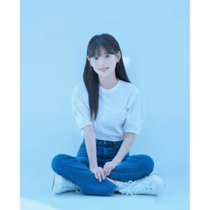 Jo Ah-young Instagram - 하늘색 낭낭🐳