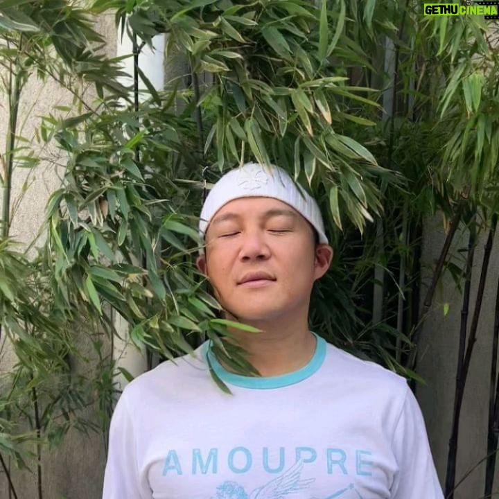Jo Se-ho - 6.5K Likes - 나는 사랑을 주려고 태어났구요...
그대는 사랑을 받으려고 태어났어요🩵
#광고#AMOUPRE #꼴값