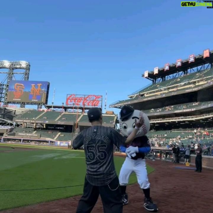 Jo Se-ho - 16.3K Likes - 너무나 소중한 경험 감사합니다💙🧡
#뉴욕메츠#채널조세호
@mets @citifield