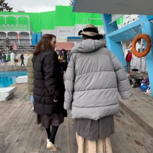 Joachim Rønning Instagram - Here’s some cool bts footage I shot during production of YOUNG WOMAN AND THE SEA (volume up🔉). I love seeing our amazing cast and crew in action - bringing Trudy’s story to life.
*The first video shows @daisyridley going full out - to the point we’re struggling to keep up with her #youngwomanandthesea Out now! 🏊‍♀️