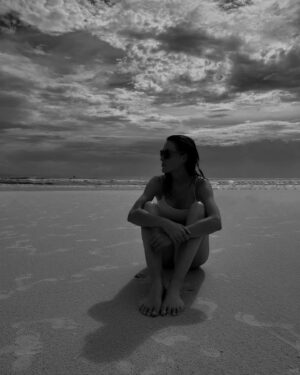 Joanie Gonthier Instagram - Un p'tit bout de paradis avec mon paradisiaque. 🖤