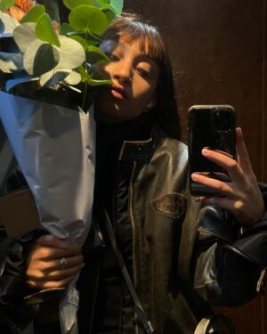 Joanna Instagram - J’ai perdu mes repères, mais j’peux vivre sans ❤️‍🩹