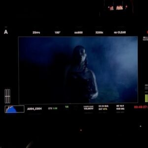 Joanna Instagram - Le processus de création de mon nouveau single « Méta Deuil » a été trop beau 🫂

Maintenant il vit dans vos oreilles, partagez le pour qu’il voyage 🤍