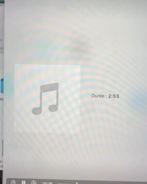 Joanna Instagram - Le processus de création de mon nouveau single « Méta Deuil » a été trop beau 🫂

Maintenant il vit dans vos oreilles, partagez le pour qu’il voyage 🤍