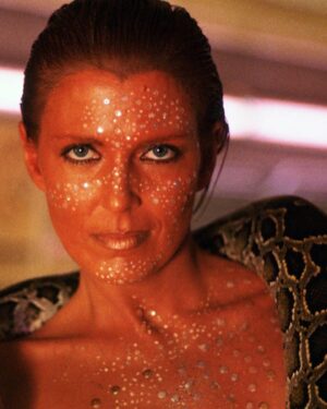 Joanna Cassidy Instagram - Zhora Salome in Blade Runner 1982 

Here’s when the snake and I became really close friends! 🐍 

#bladerunner1982 #bladerunner #zhora #henryford #films #sciencefiction #fyp